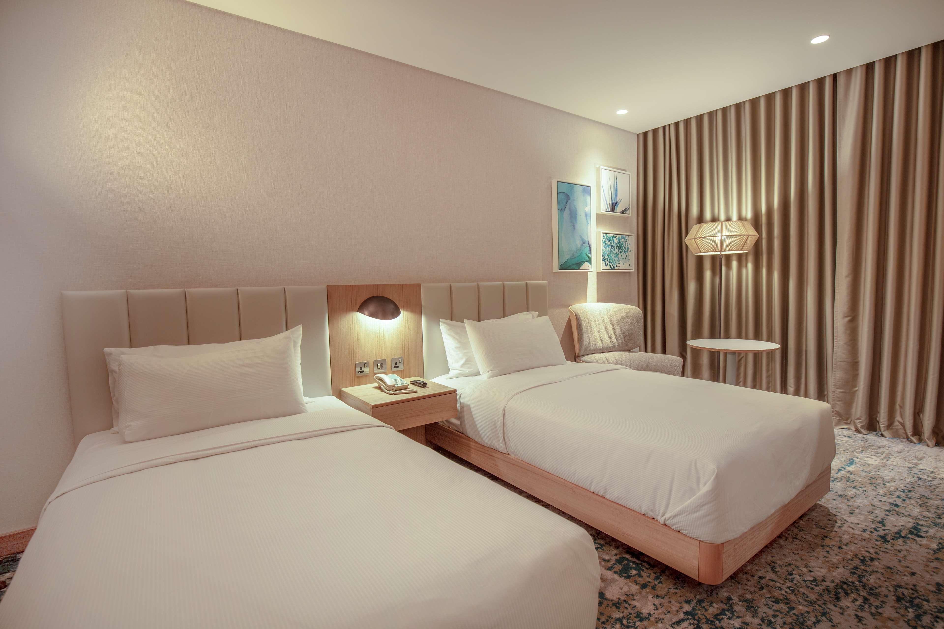 Hilton Garden Bahrain Bay 4*
