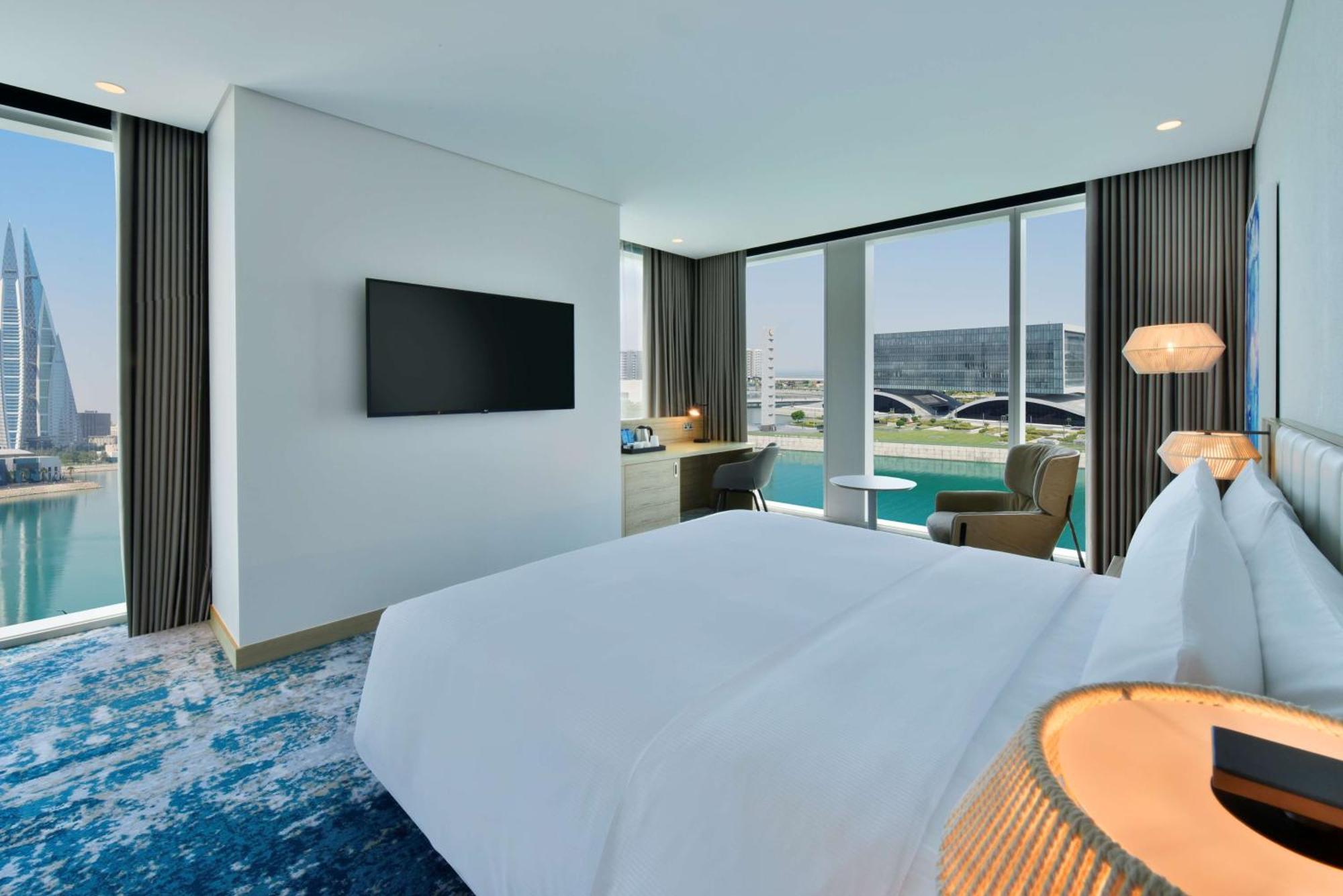 Hilton Garden Bahrain Bay 4* Манама
