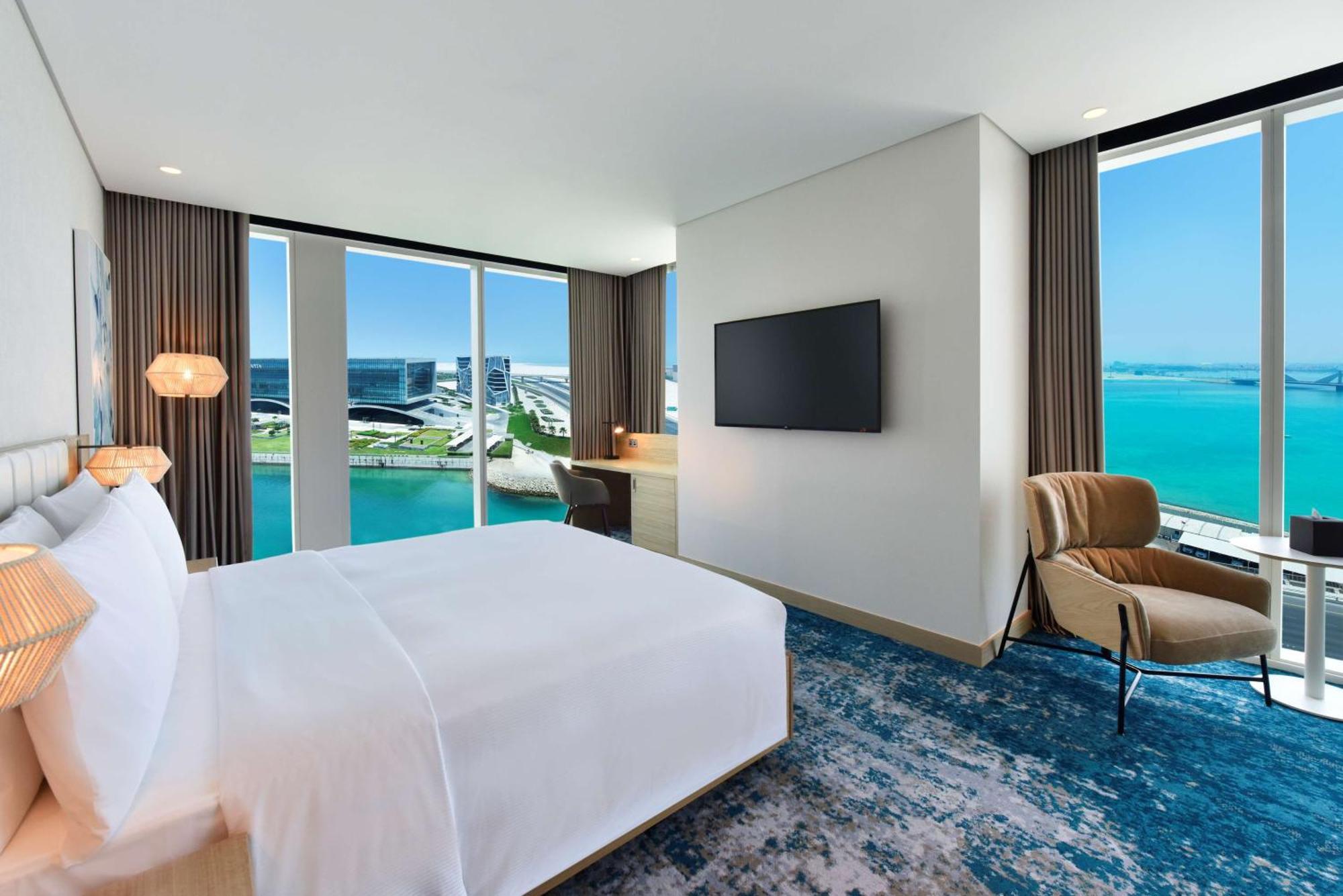Отель Hilton Garden Bahrain Bay