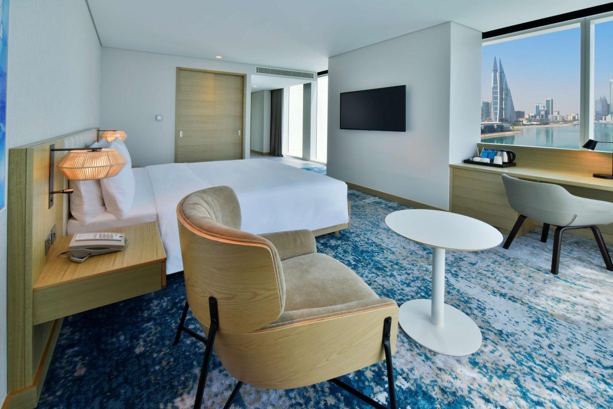 Hilton Garden Bahrain Bay Hotel 4*
