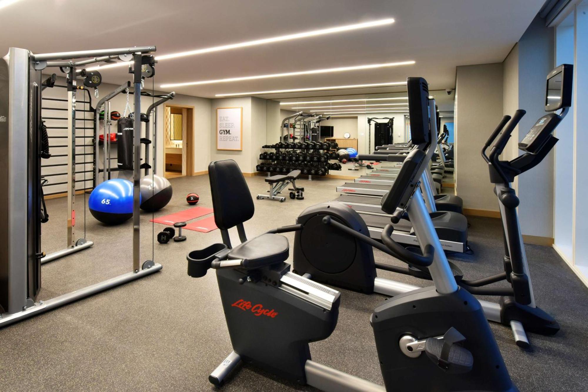 Hilton Garden Bahrain Bay